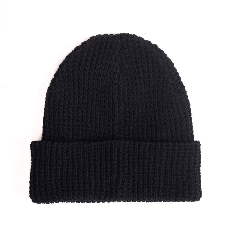 Levně Vaflová pletená čepice - black